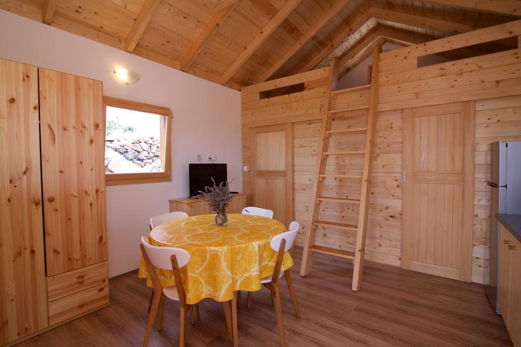 Marina House * Drage